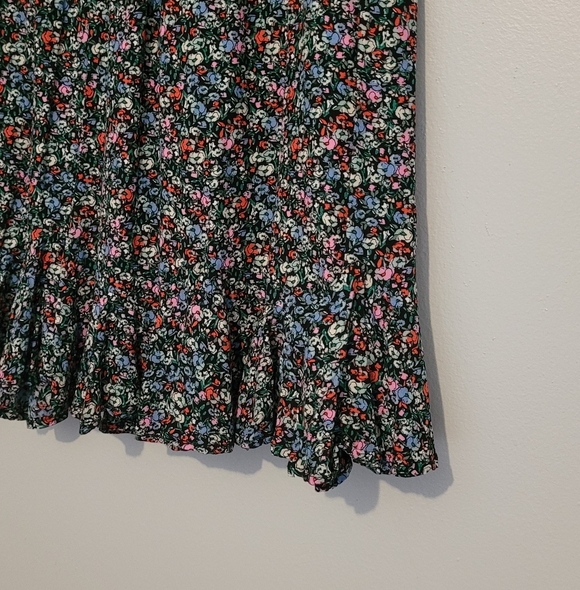 Loft Floral Mini Skirt - Picture 2 of 5